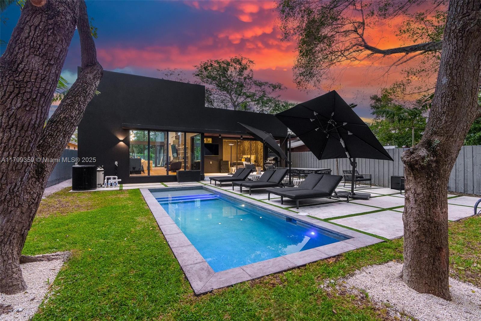 BUENA VISTA HEIGHTS EXTEN - Residential Lease