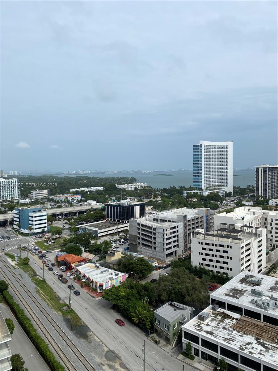 3401 MIDTOWN CONDO - Residential