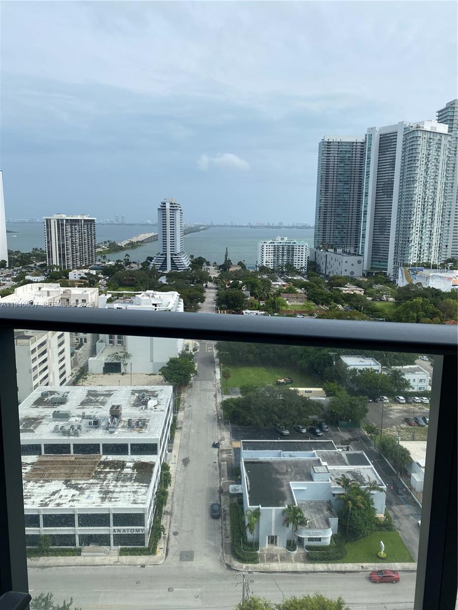 3401 MIDTOWN CONDO - Residential