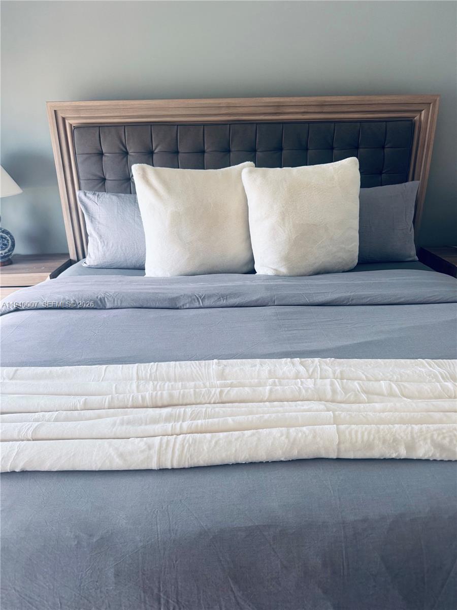 3401 MIDTOWN CONDO - Residential