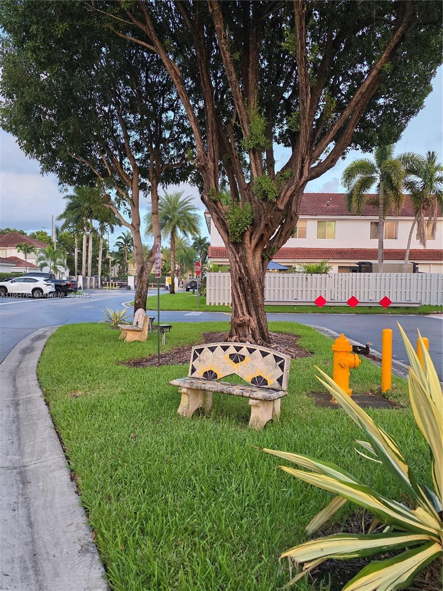 DIMENSIONS AT DORAL - Residential