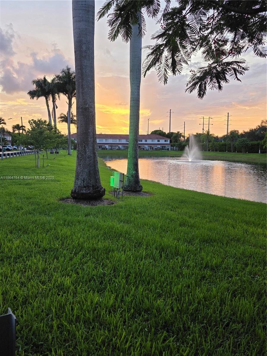 DIMENSIONS AT DORAL - Residential