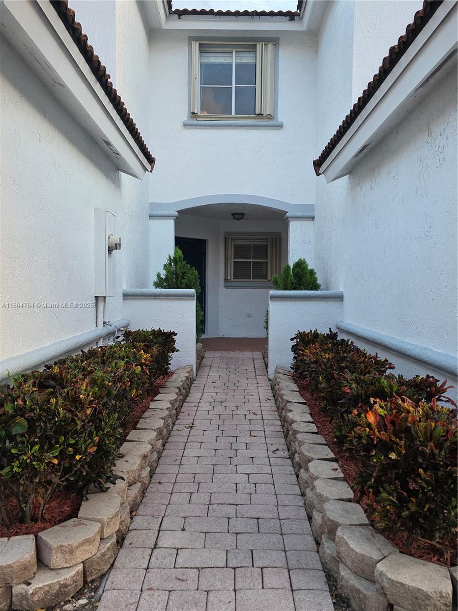 DIMENSIONS AT DORAL - Residential