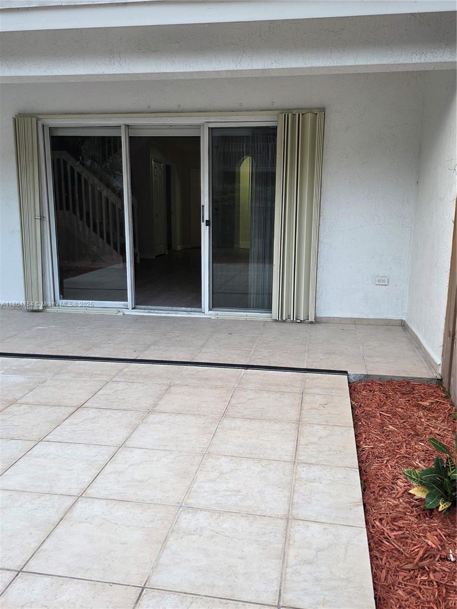 DIMENSIONS AT DORAL - Residential