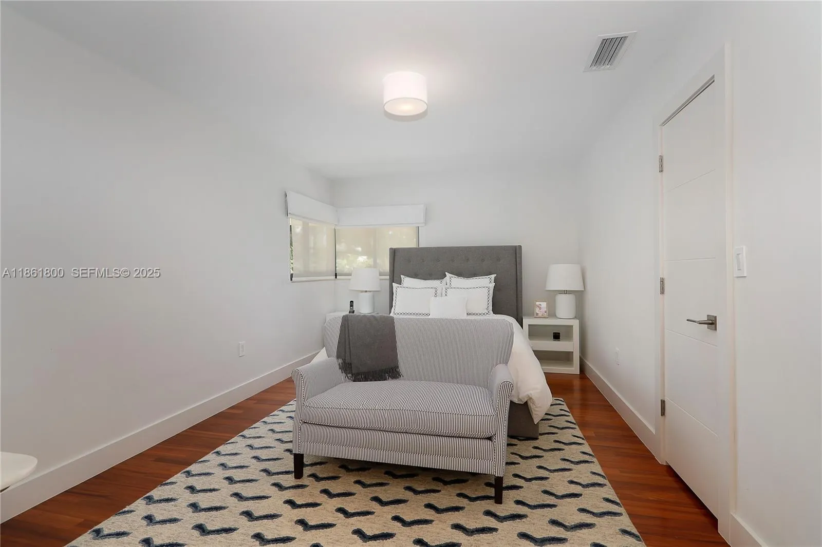 Coral Gables, Florida 33143, United States, 5 Bedrooms Bedrooms, ,5 BathroomsBathrooms,Residential,Active,194959