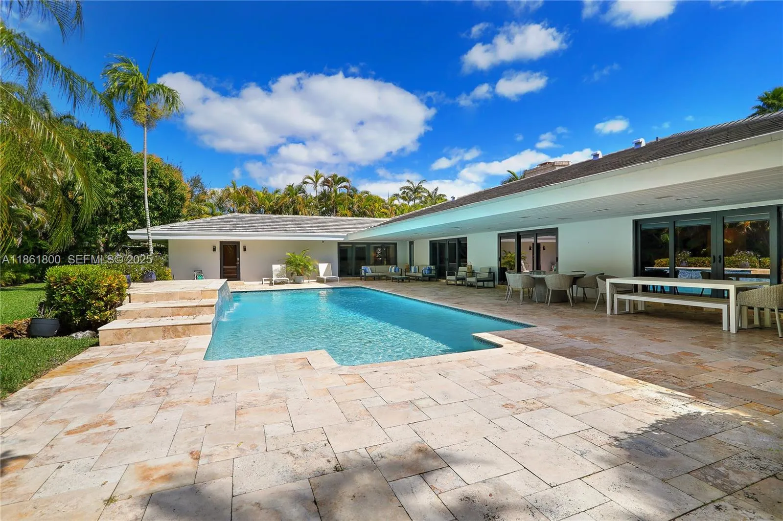 Coral Gables, Florida 33143, United States, 5 Bedrooms Bedrooms, ,5 BathroomsBathrooms,Residential,Active,194959