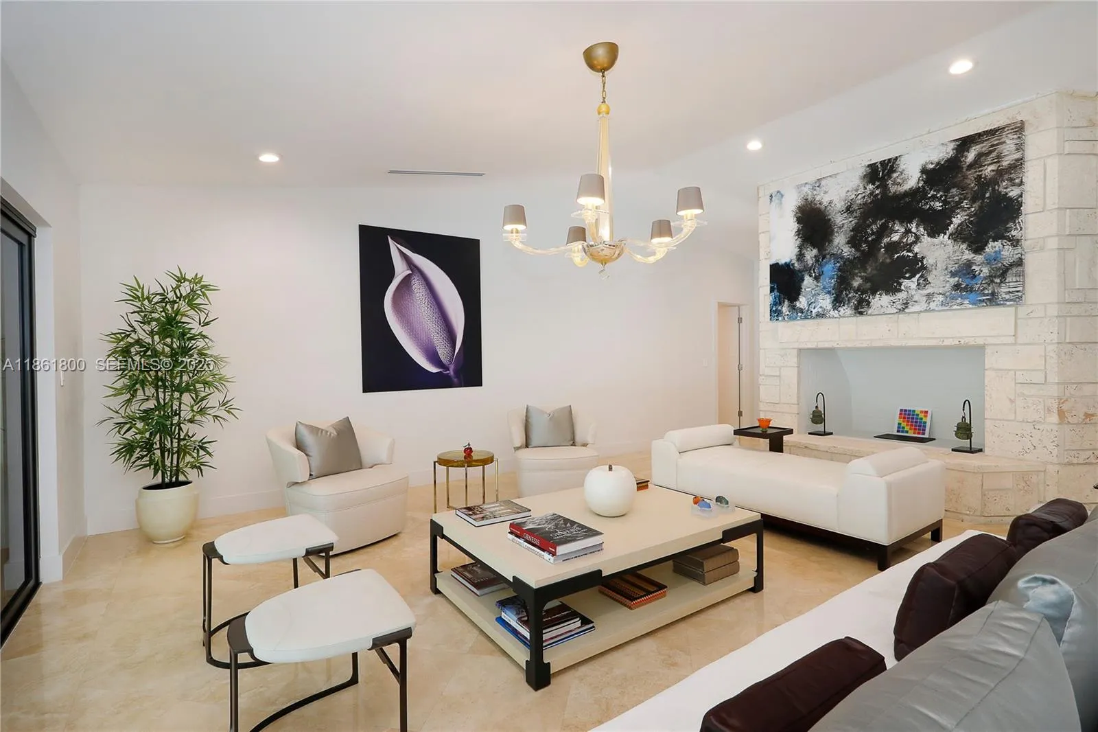 Coral Gables, Florida 33143, United States, 5 Bedrooms Bedrooms, ,5 BathroomsBathrooms,Residential,Active,194959