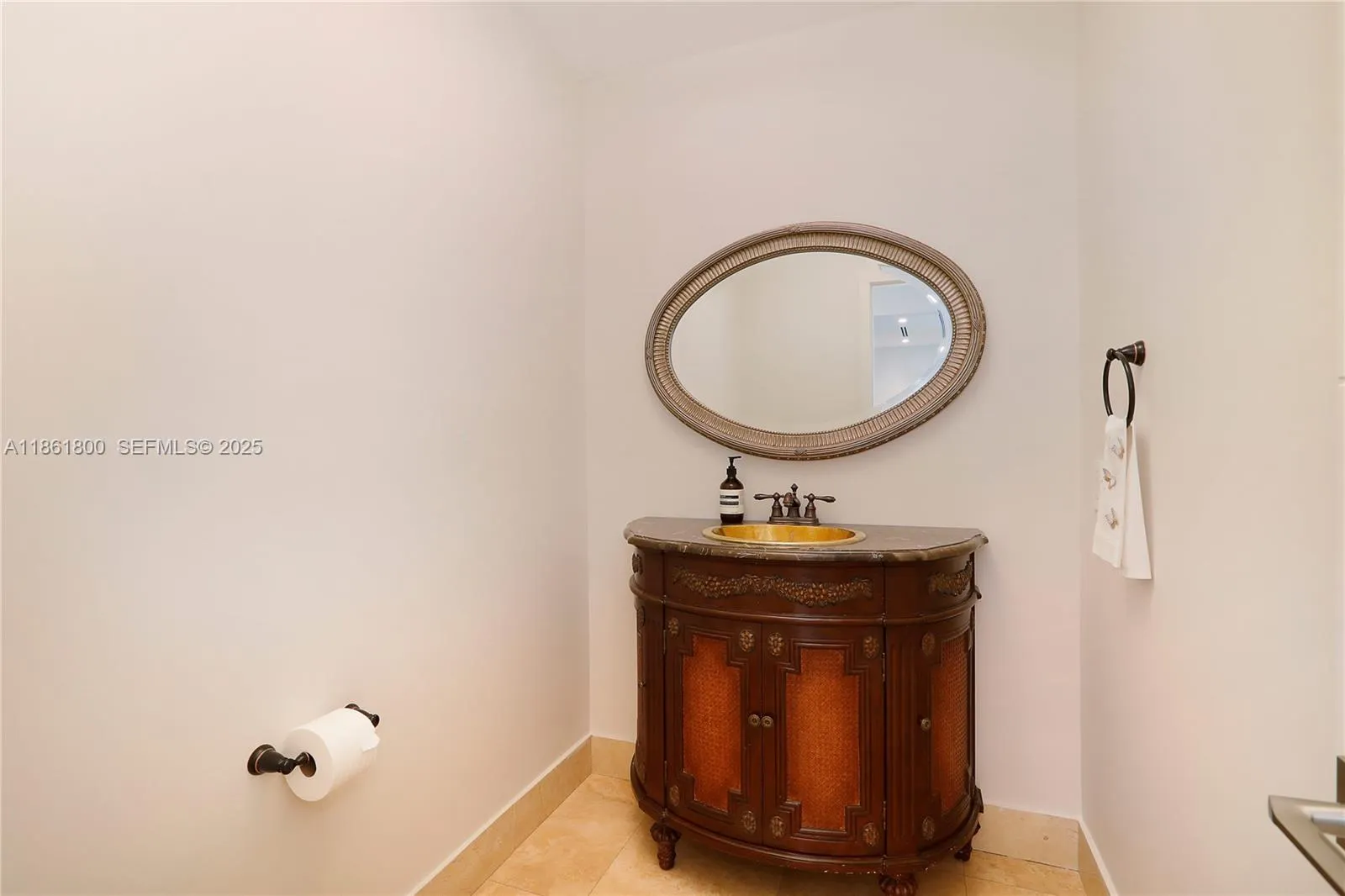 Coral Gables, Florida 33143, United States, 5 Bedrooms Bedrooms, ,5 BathroomsBathrooms,Residential,Active,194959