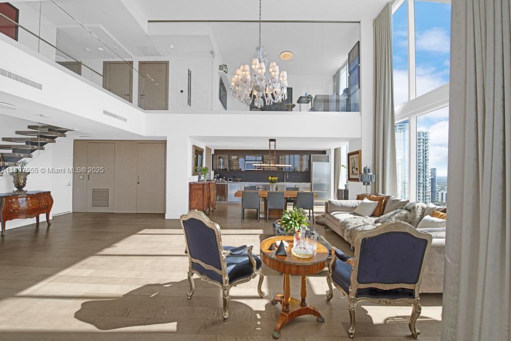 1040 Biscayne Blvd TS-4206