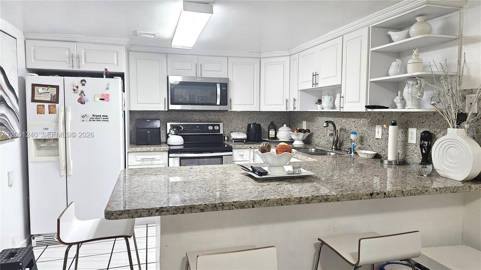 PATIO GRANDE II-B TOWNHOM - Residential Lease