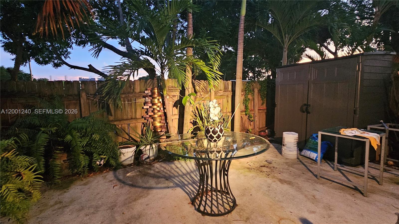 PATIO GRANDE II-B TOWNHOM - Residential Lease