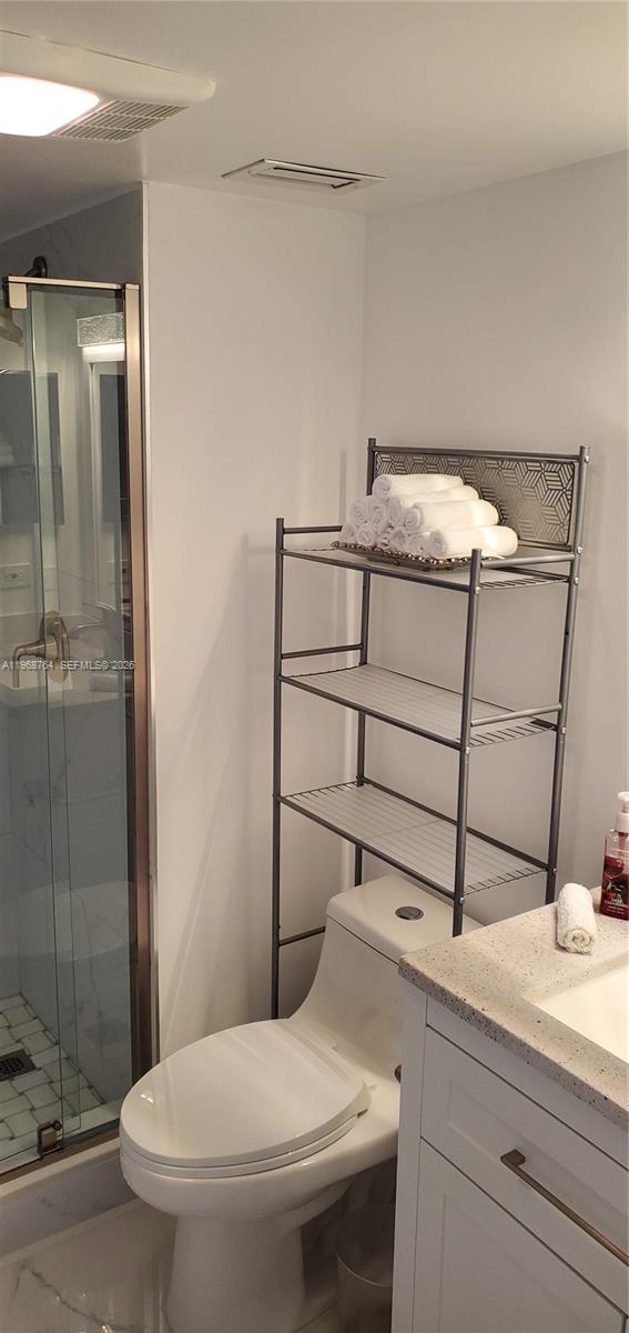 HOLLYBROOK GOLF AND - Residential