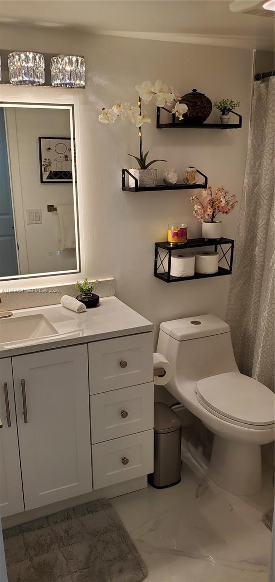 HOLLYBROOK GOLF AND - Residential