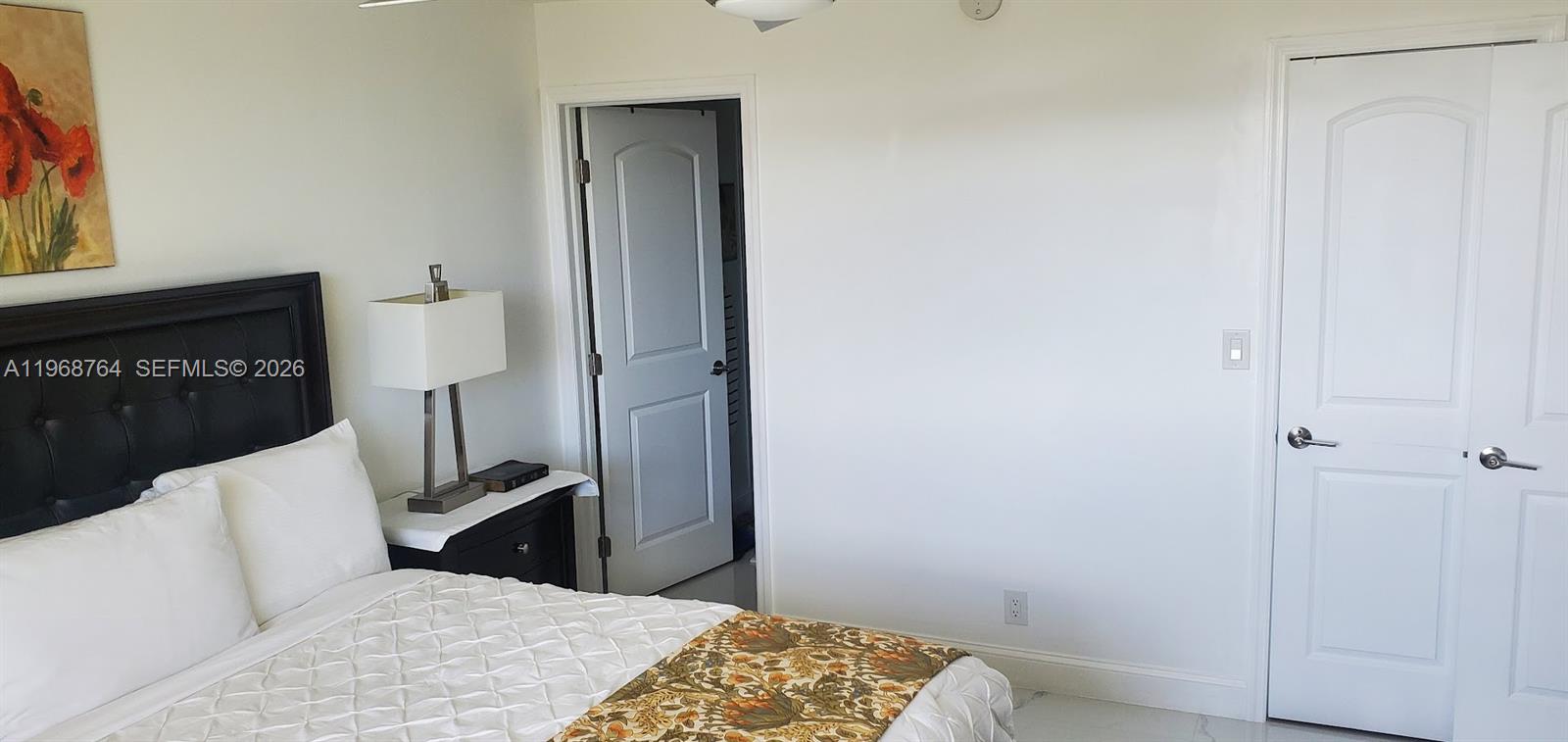 HOLLYBROOK GOLF AND - Residential