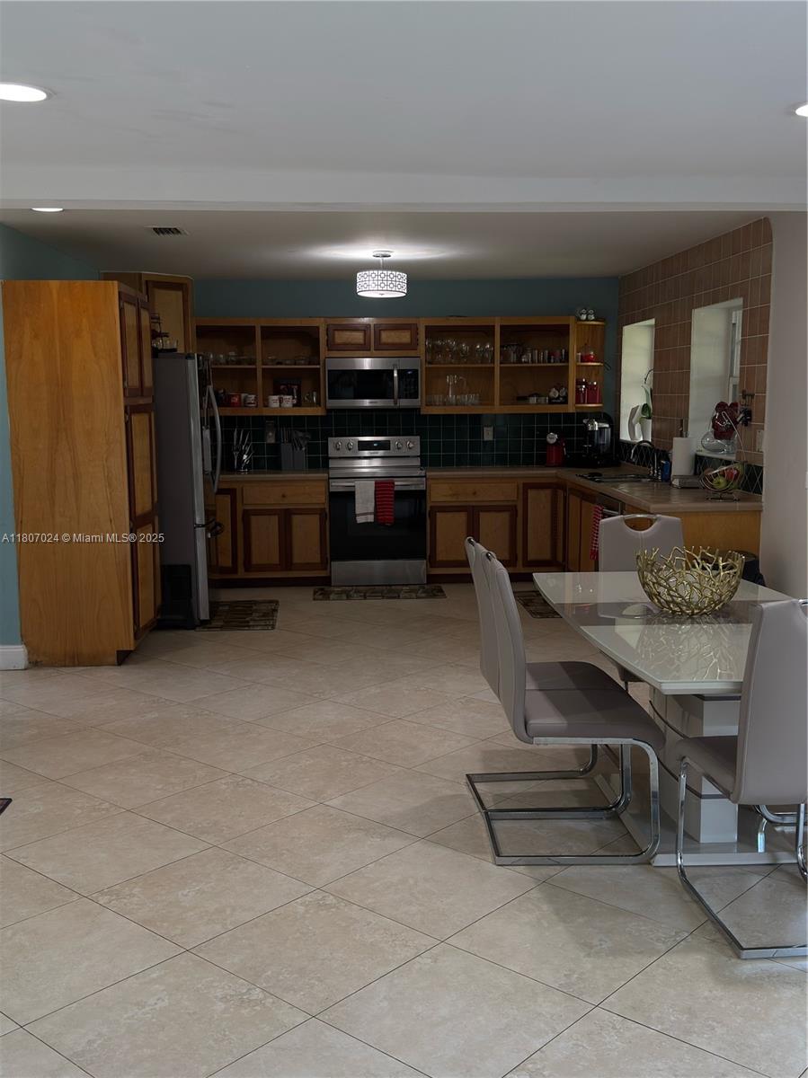 CUTLER LANDINGS REPLT - Residential