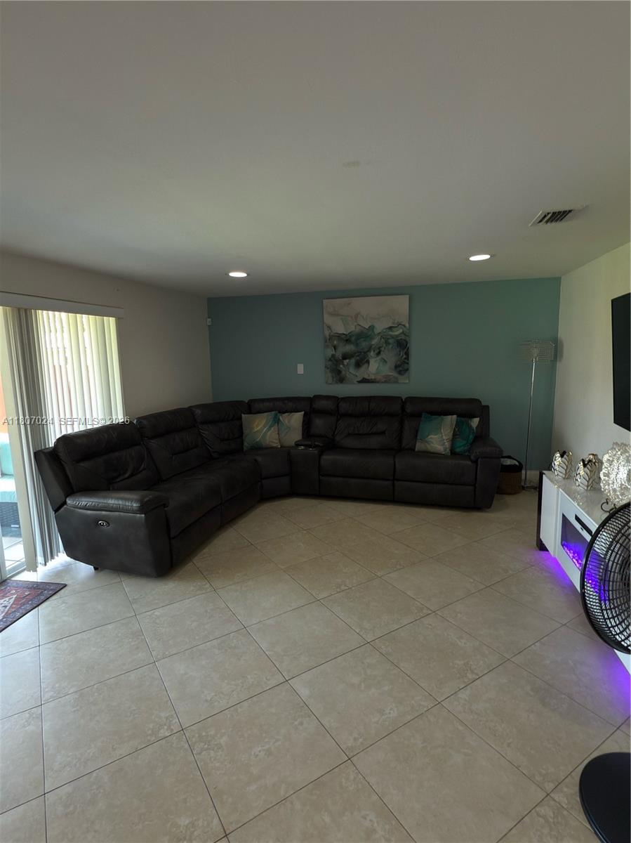 CUTLER LANDINGS REPLT - Residential