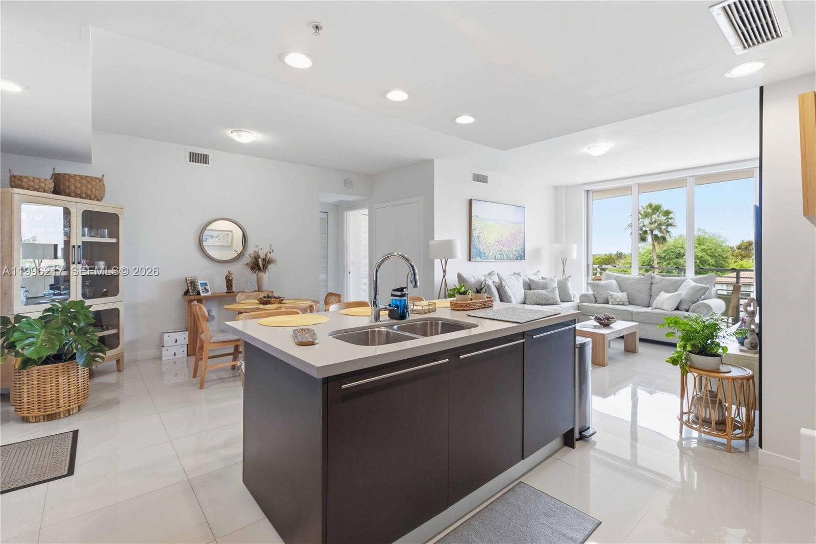 MIDTOWN DORAL CONDO 4 - Residential