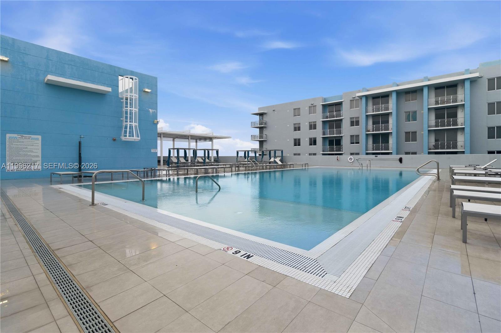 MIDTOWN DORAL CONDO 4 - Residential