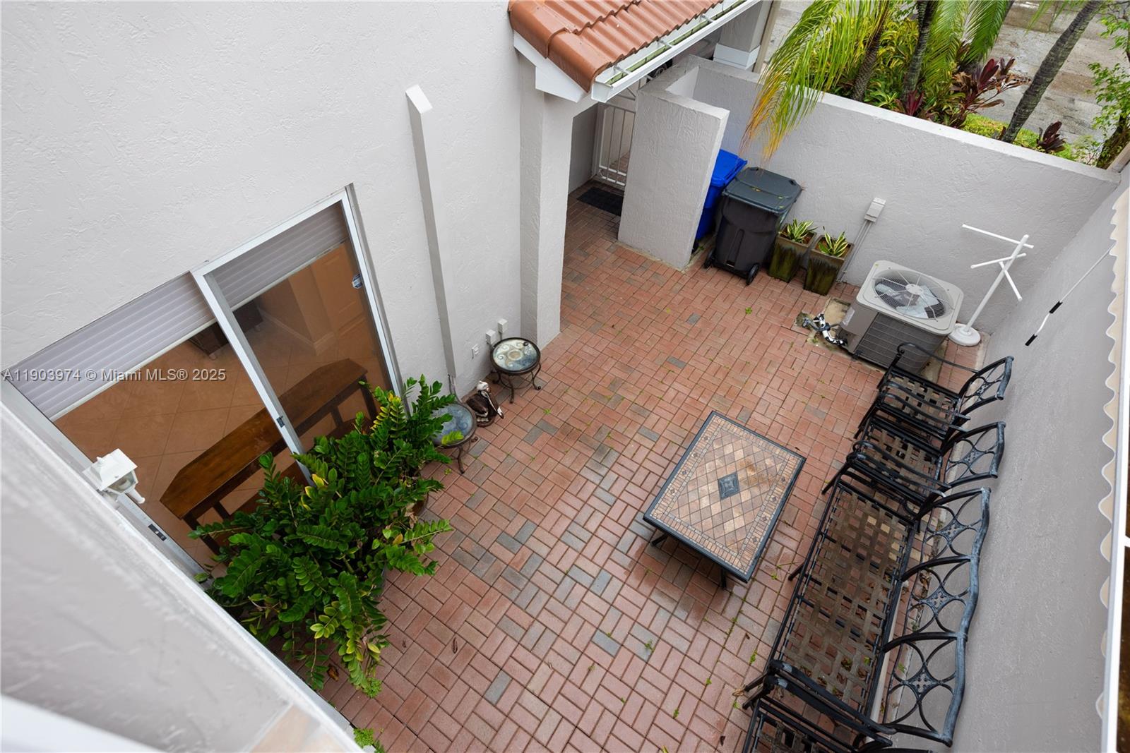 WEST LAKE VILLAGE PLAT - Residential Lease