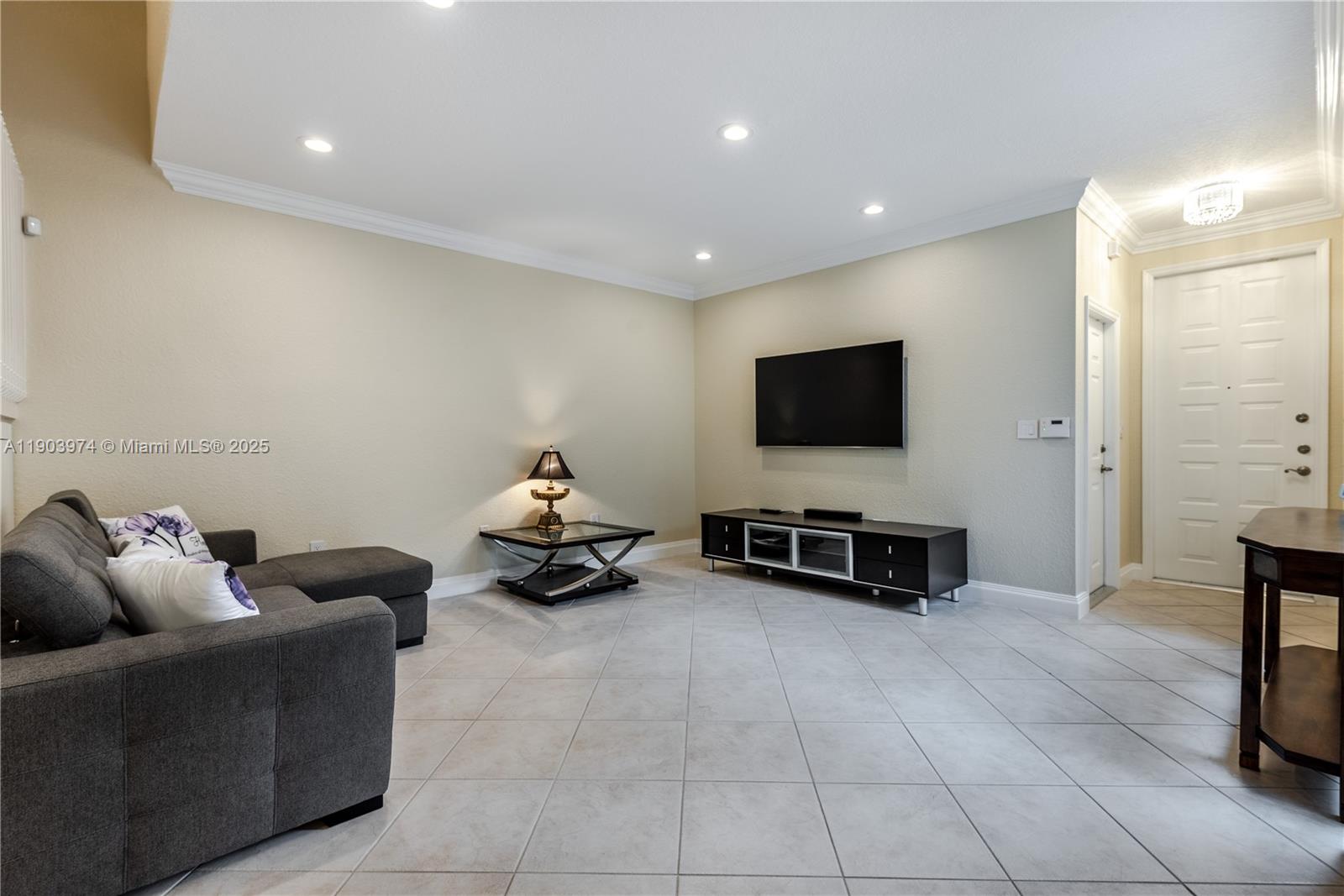 WEST LAKE VILLAGE PLAT - Residential Lease