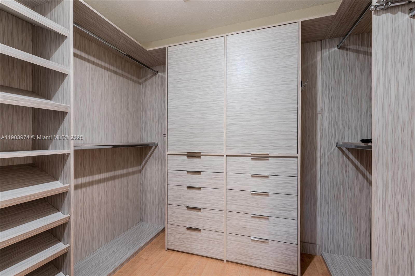 WEST LAKE VILLAGE PLAT - Residential Lease