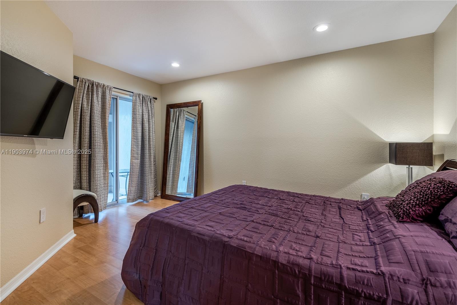 WEST LAKE VILLAGE PLAT - Residential Lease