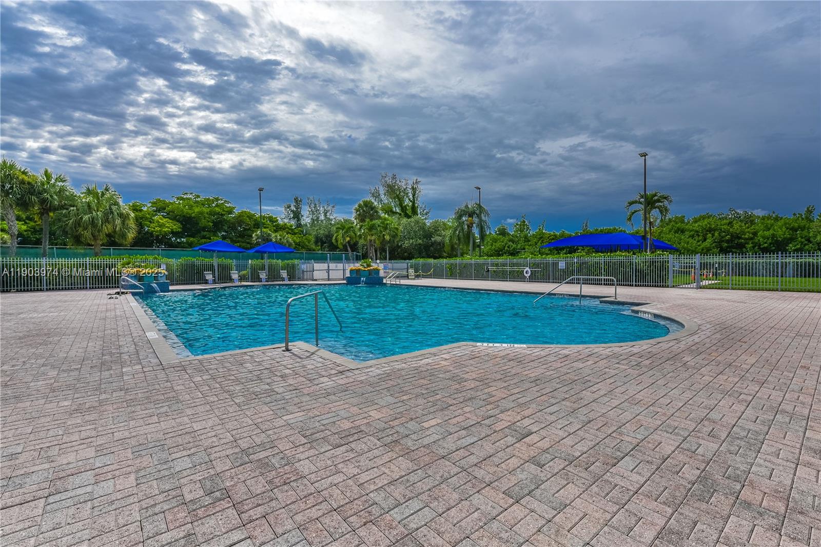 WEST LAKE VILLAGE PLAT - Residential Lease