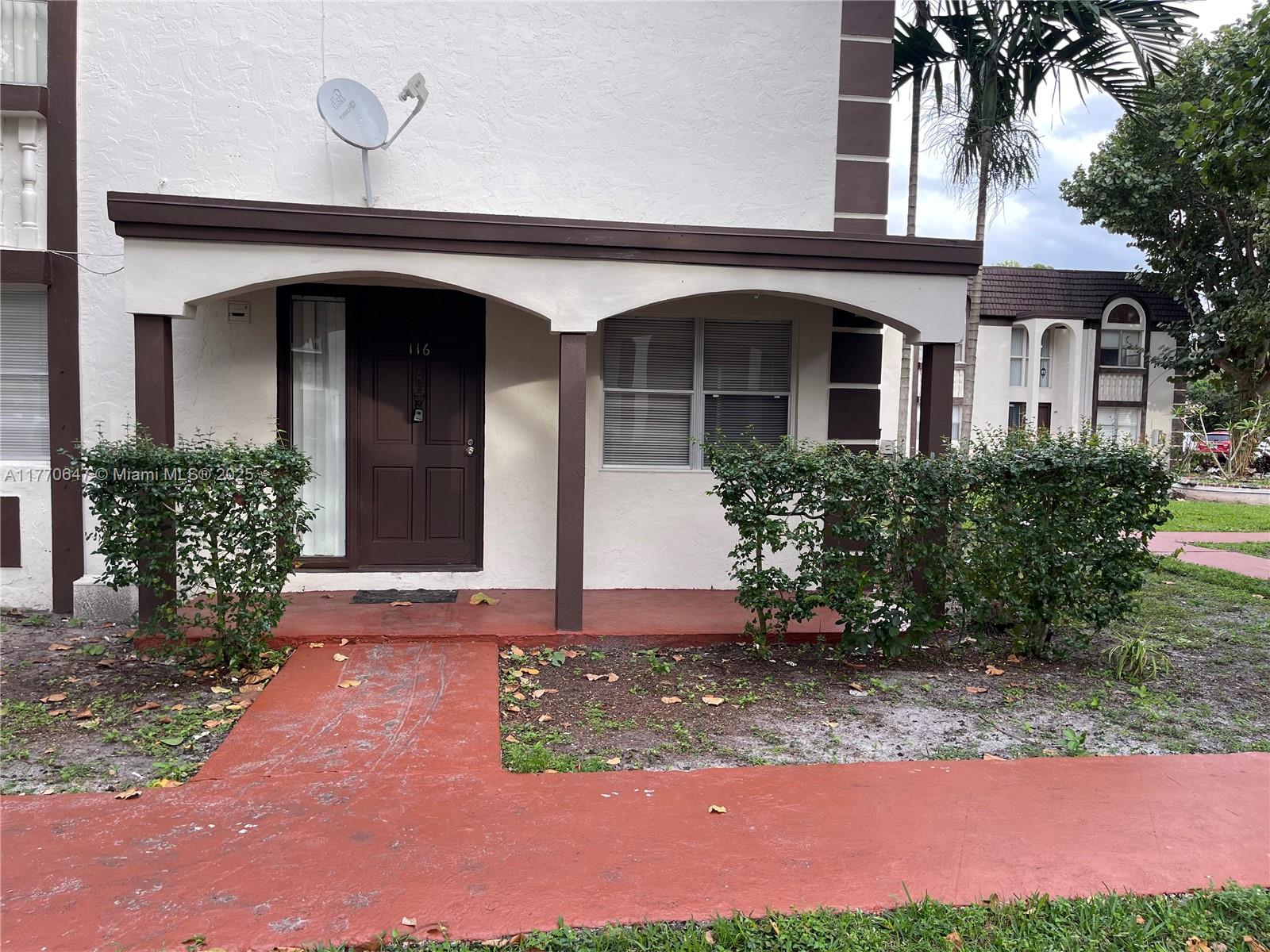 FOUNTAINS OF TAMARAC COND - Residential