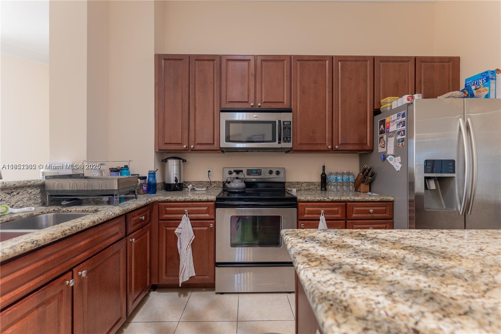 ALAQUA CONDO - Residential