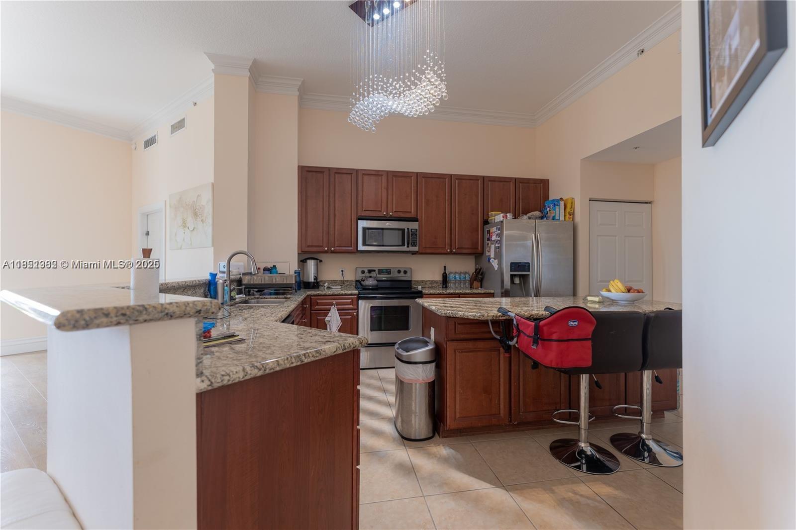 ALAQUA CONDO - Residential