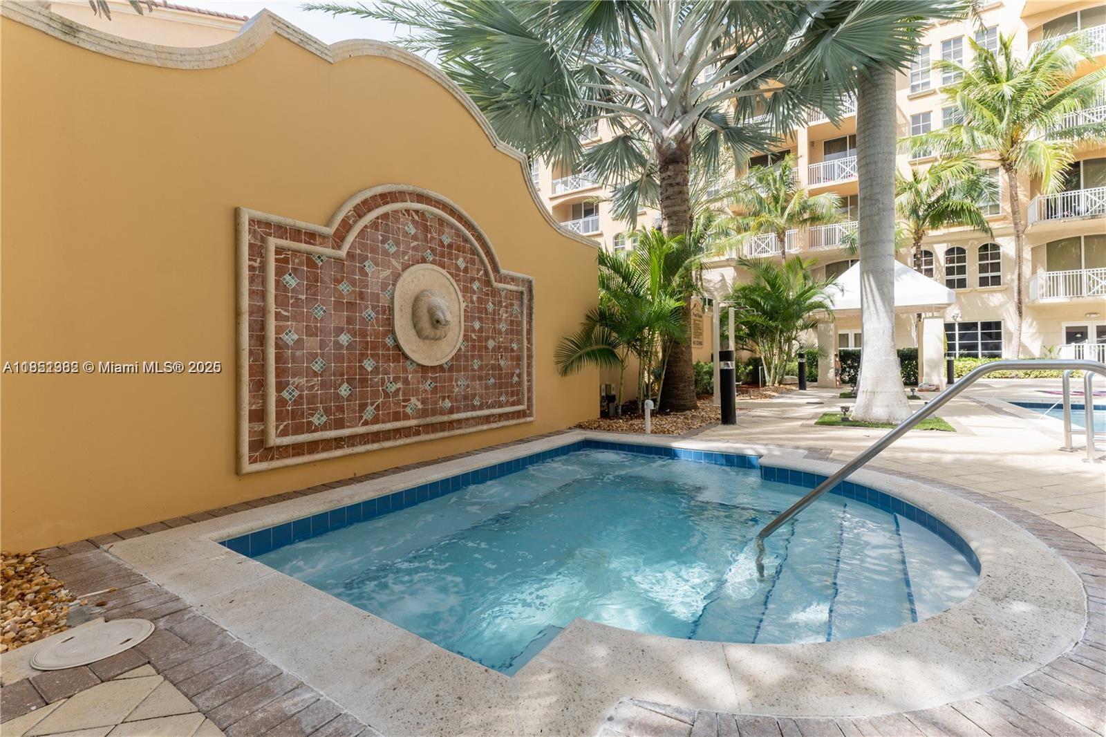 ALAQUA CONDO - Residential