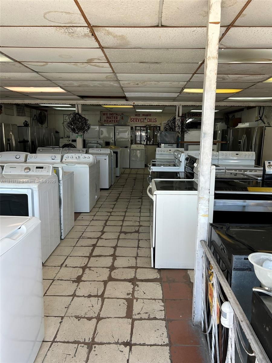 5921 W Hallandale Beach Blvd