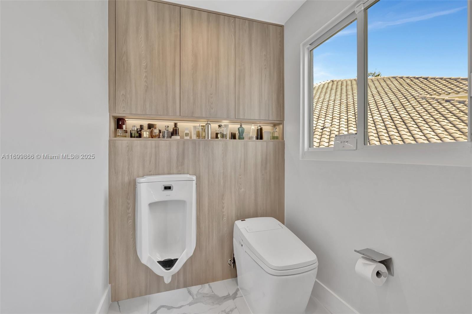 LAUDERDALE ISLES RE-AMEND - Residential