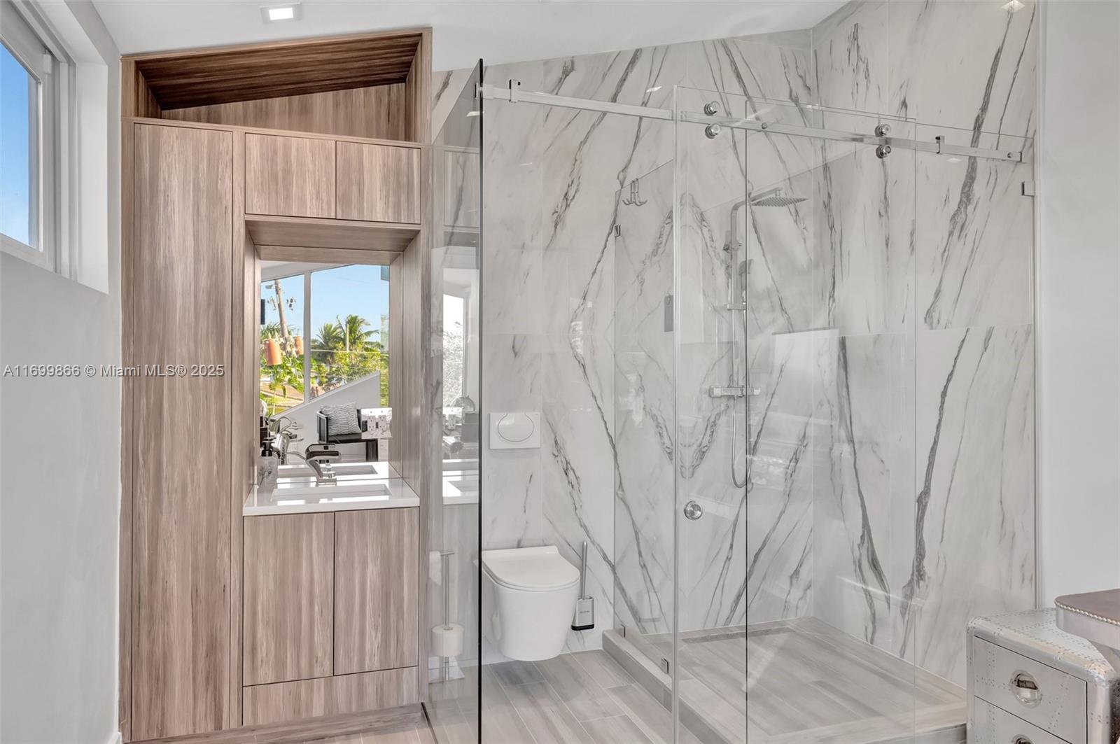 LAUDERDALE ISLES RE-AMEND - Residential