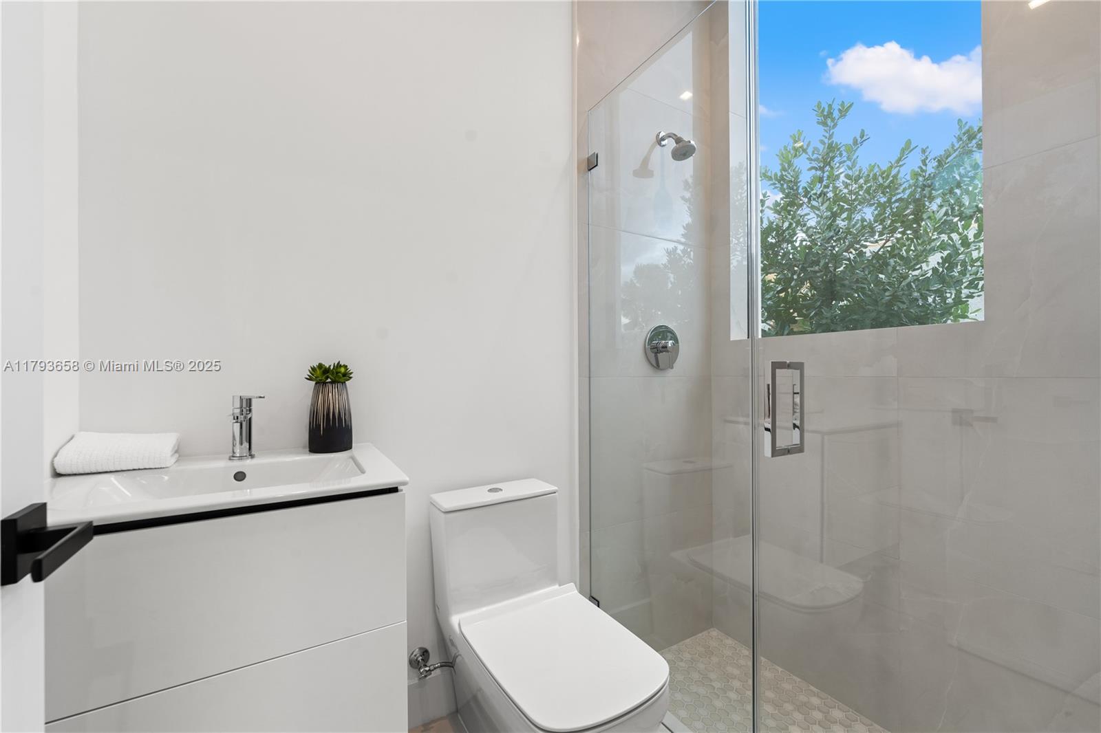 C G RIVIERA SEC PART 4 - Residential