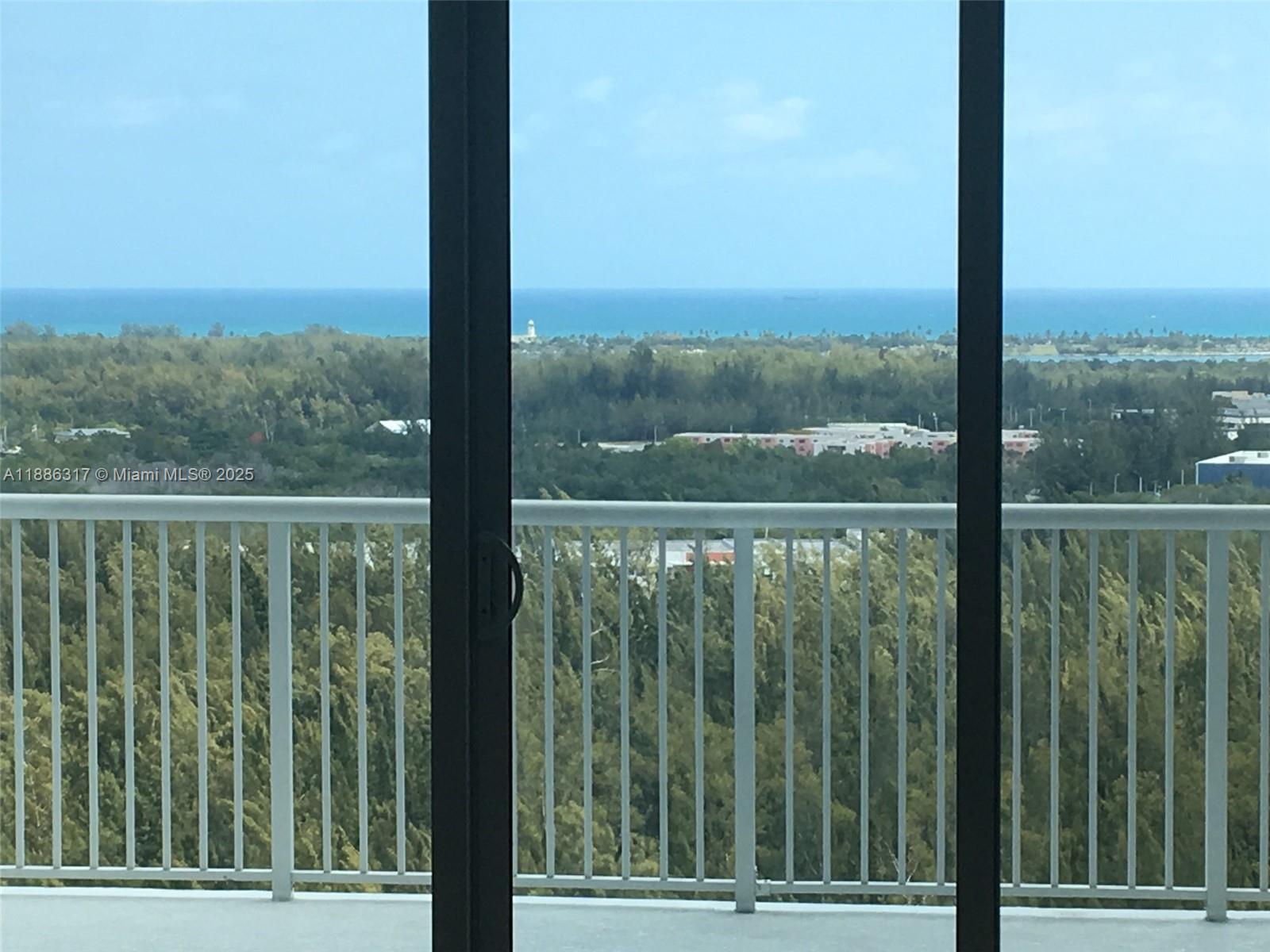 The Oaks I Condo - Residential Lease