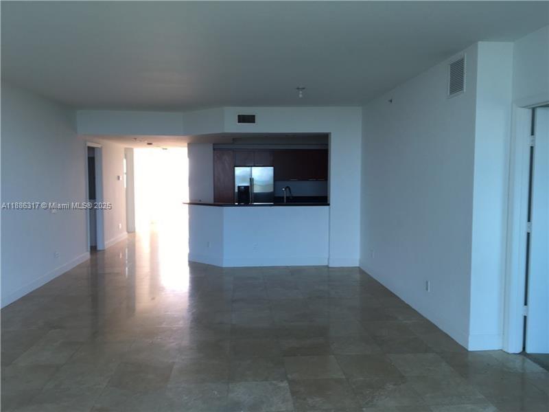 The Oaks I Condo - Residential Lease