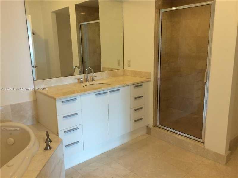 The Oaks I Condo - Residential Lease