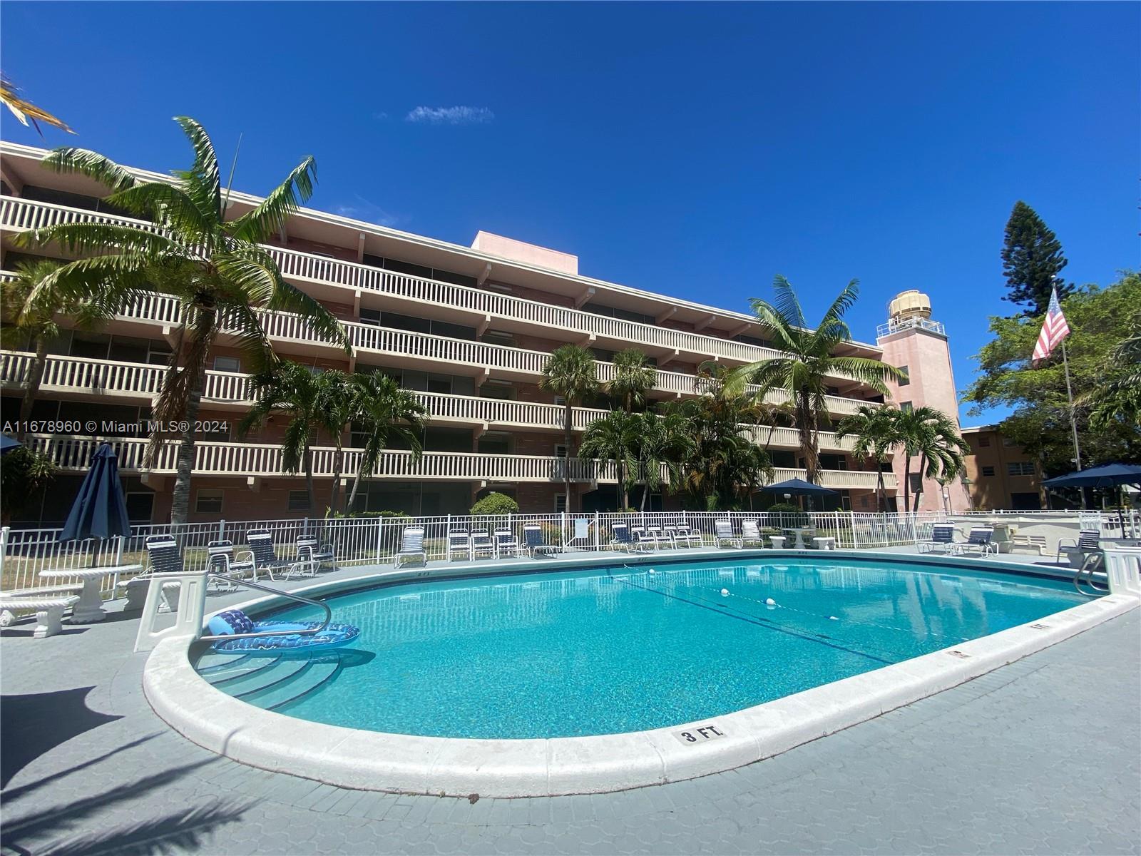Rental Property at 180 Ne 12th Ave 12A, Hallandale Beach, Broward County, Florida - Bedrooms: 1 
Bathrooms: 1  - $1,700 MO.
