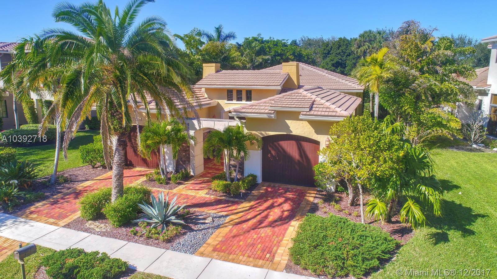 PARKLAND GOLF & COUNTRY C - Residential