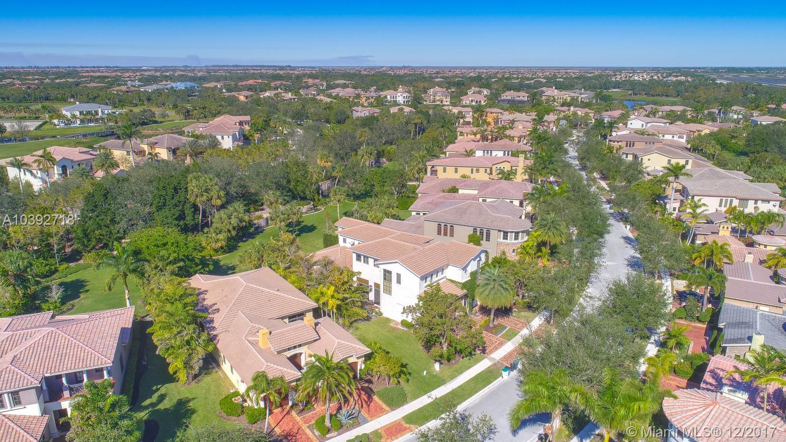 PARKLAND GOLF & COUNTRY C - Residential