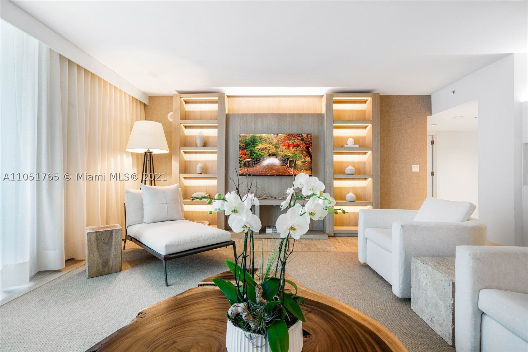102 24th St 1115