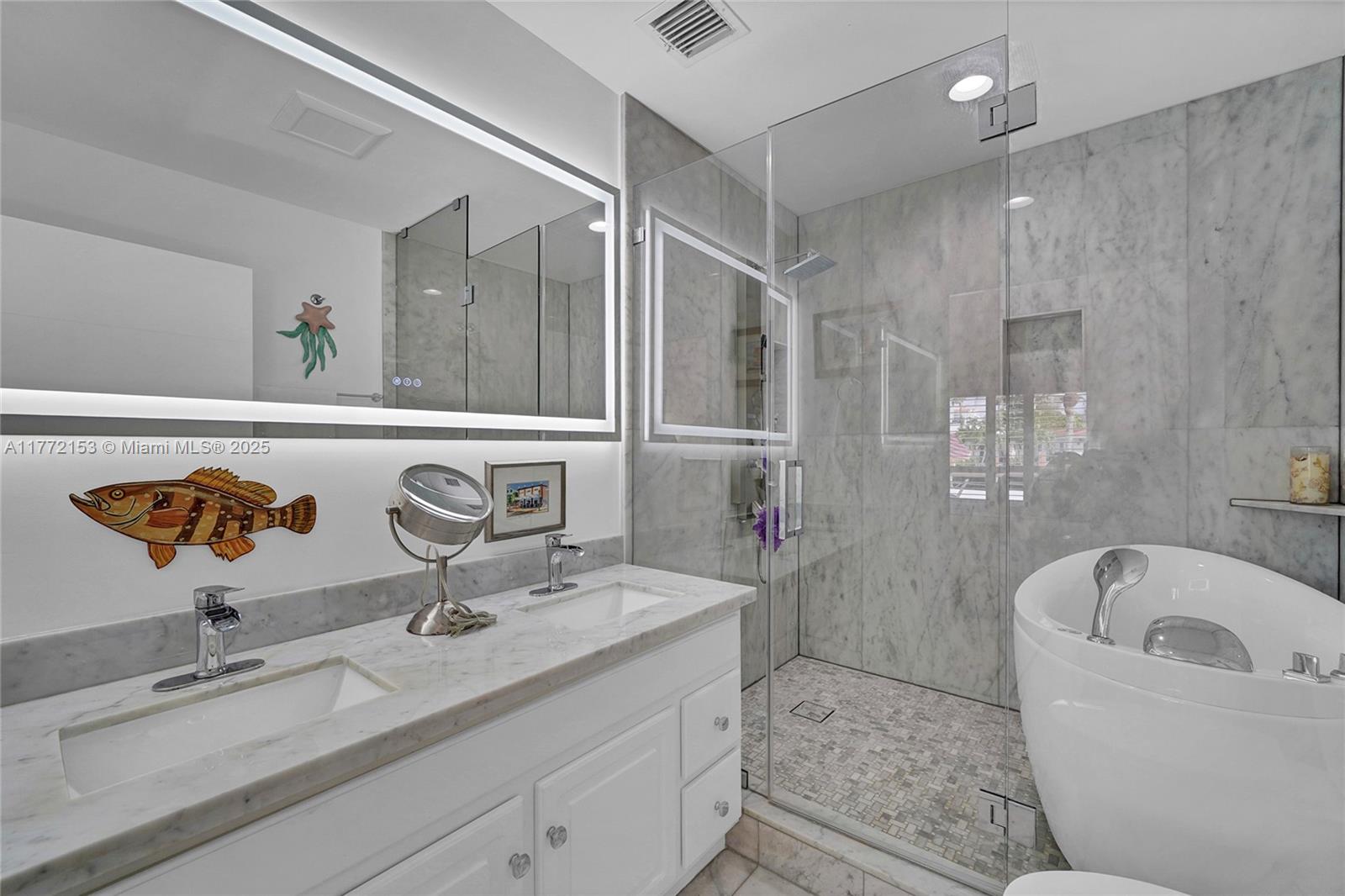 LAUDERDALE BEACH EXT UNIT - Residential