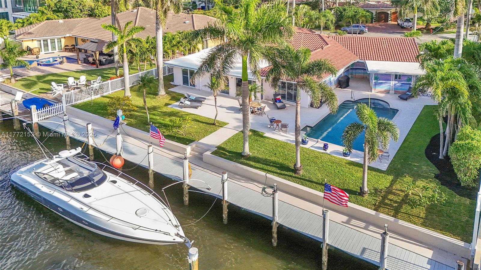 LAUDERDALE BEACH EXT UNIT - Residential