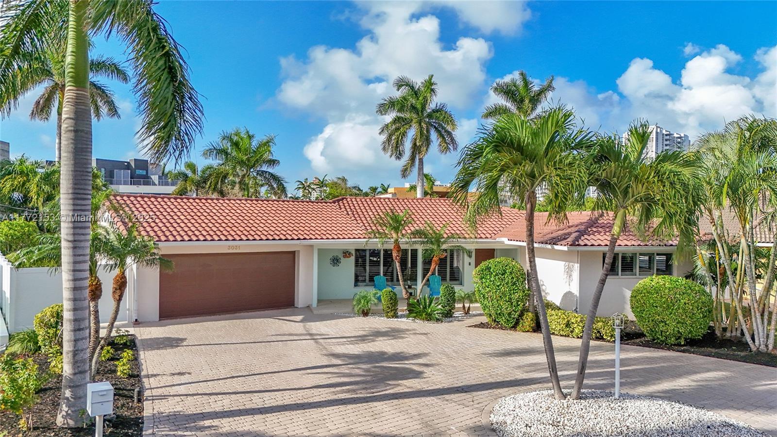 LAUDERDALE BEACH EXT UNIT - Residential