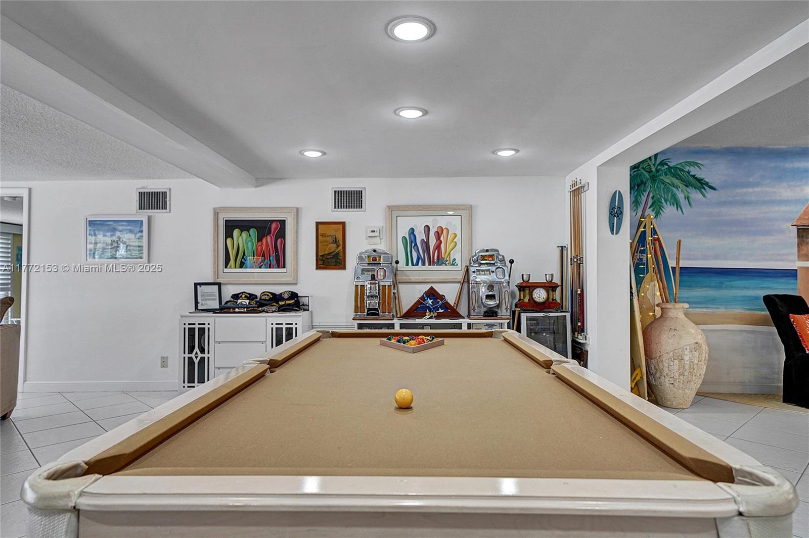 LAUDERDALE BEACH EXT UNIT - Residential