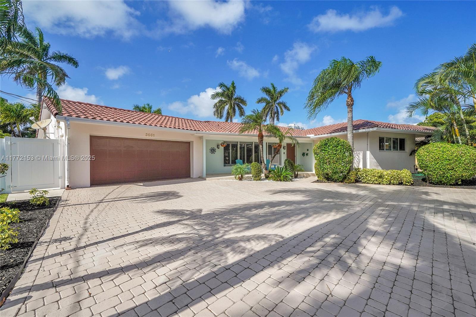 LAUDERDALE BEACH EXT UNIT - Residential