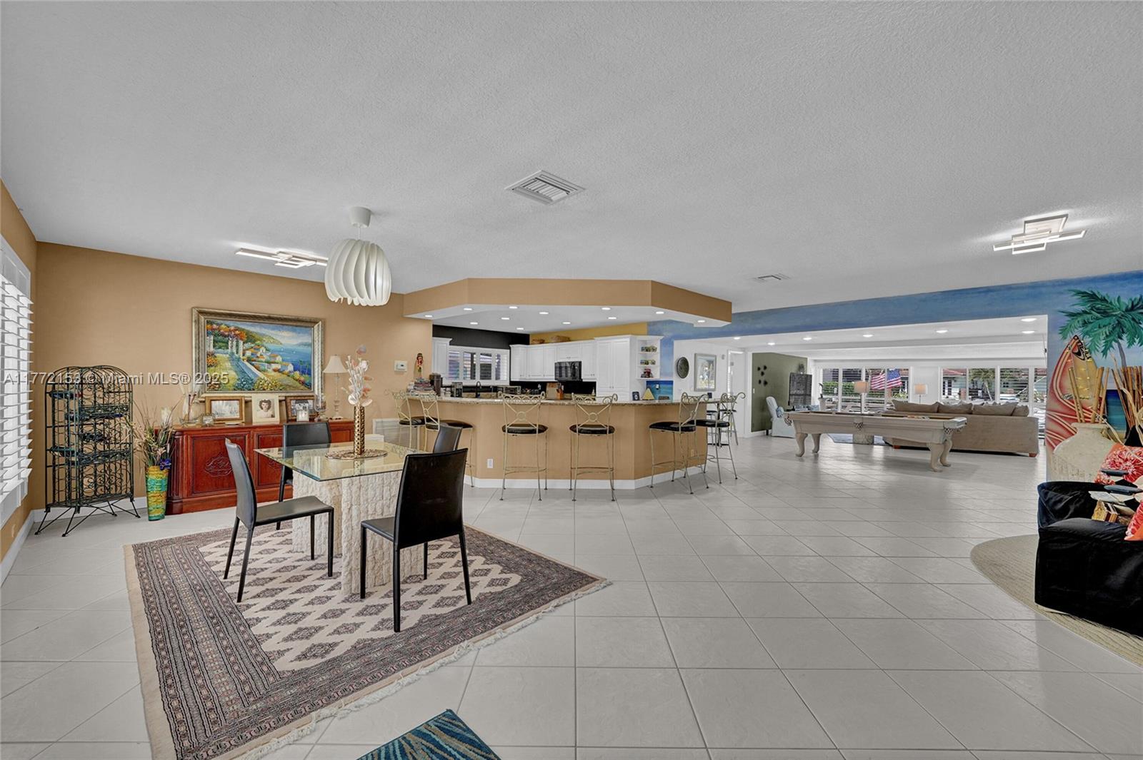 LAUDERDALE BEACH EXT UNIT - Residential