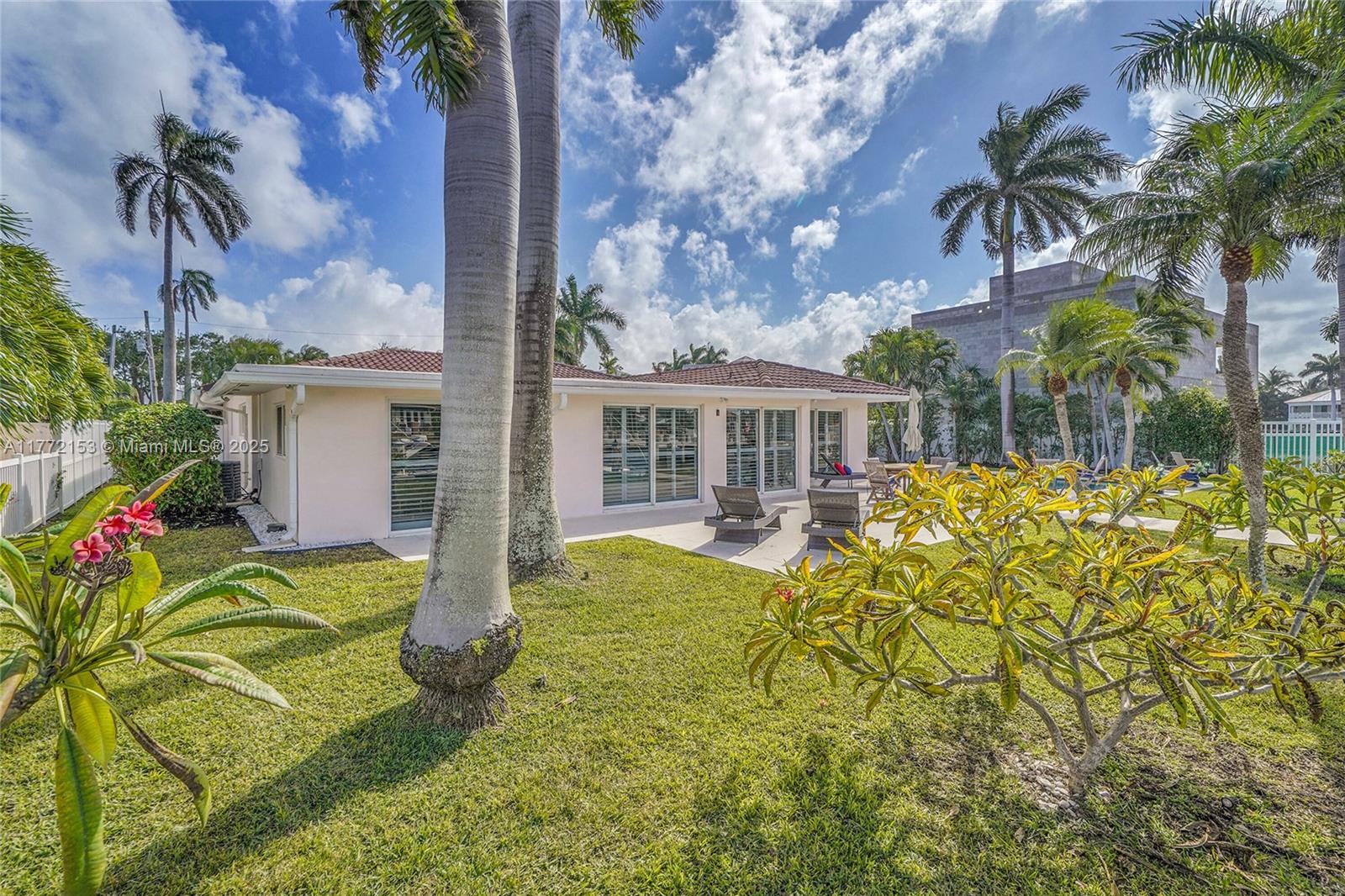 LAUDERDALE BEACH EXT UNIT - Residential