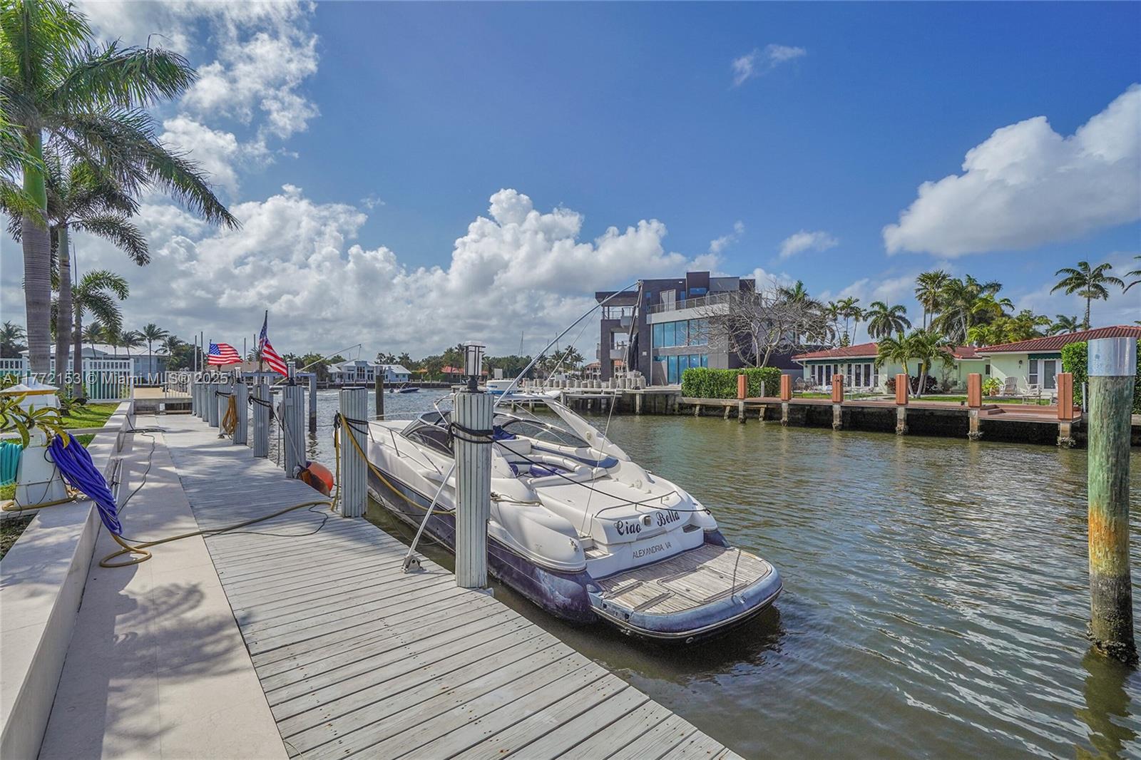 LAUDERDALE BEACH EXT UNIT - Residential
